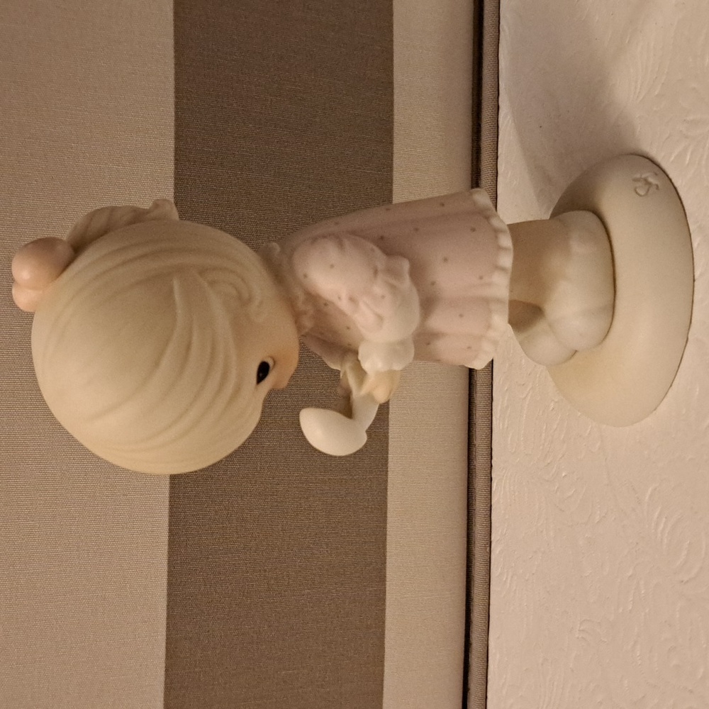 Precious Moment”always In His Care” 1990 Special Limited Edition